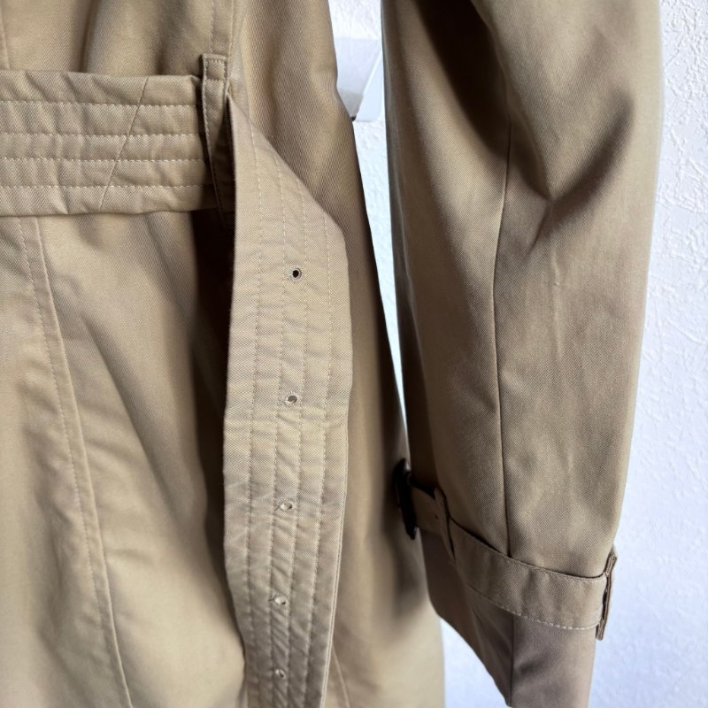 欲購買 看內文:) ::BURBERRY:: Chelsea Heritage 卡其色經典風衣外套 UK6號-16