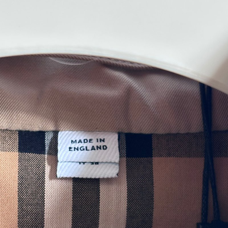 欲購買 看內文:) ::BURBERRY:: Chelsea Heritage 卡其色經典風衣外套 UK6號-20