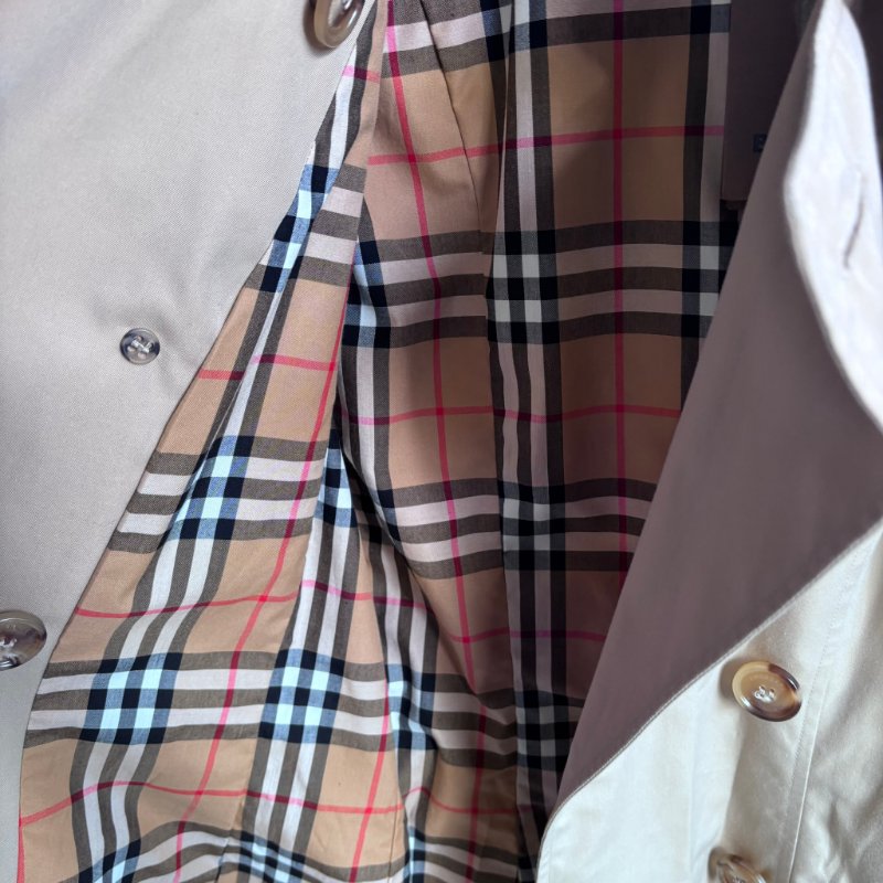 欲購買 看內文:) ::BURBERRY:: Chelsea Heritage 卡其色經典風衣外套 UK6號-24