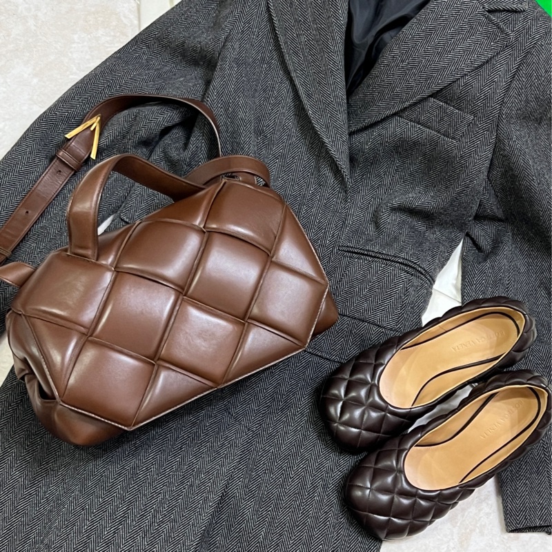 Bottega Veneta BV 菱格菠蘿跟鞋 深巧克力棕 🍁秋天必備-0