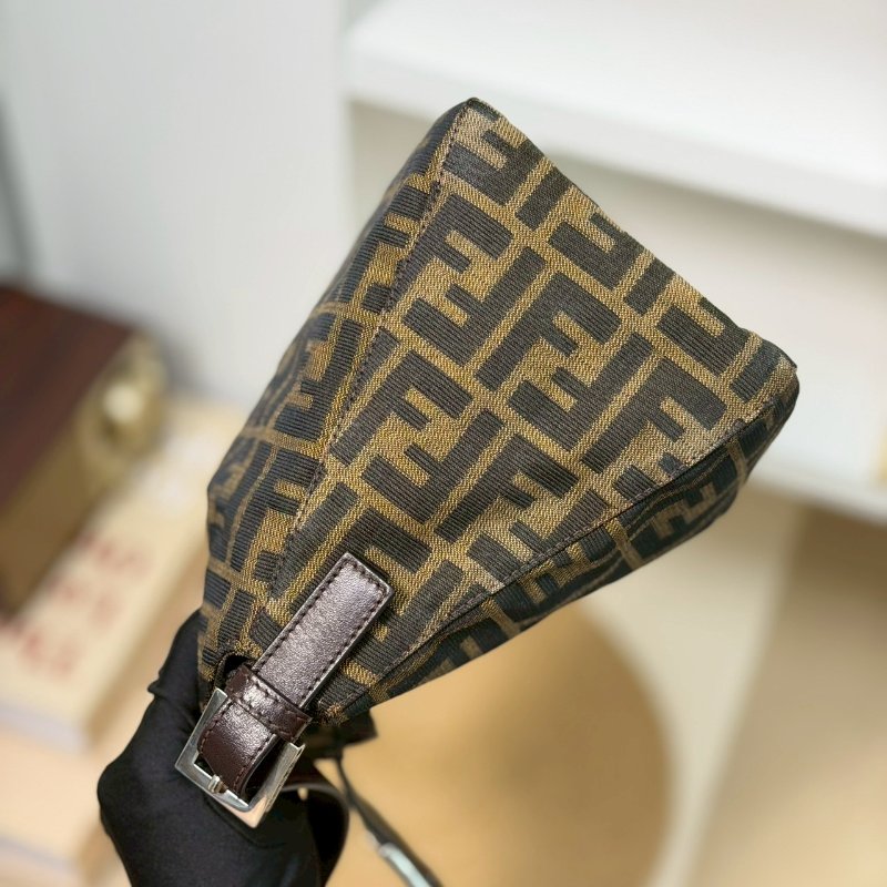 🏷Fendi．Vintage 老花翻蓋小胖丁-3