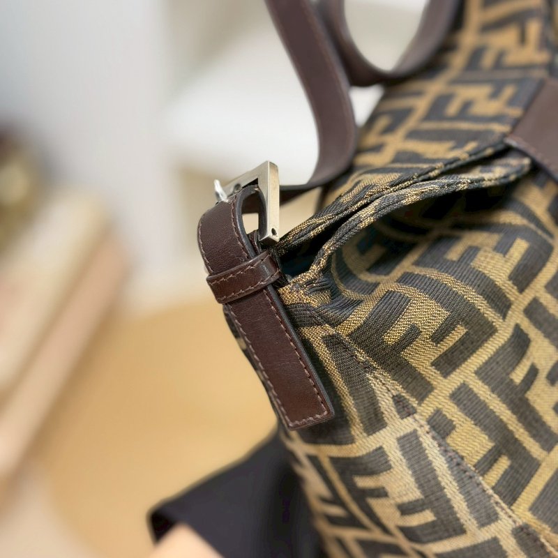 🏷Fendi．Vintage 老花翻蓋小胖丁-8