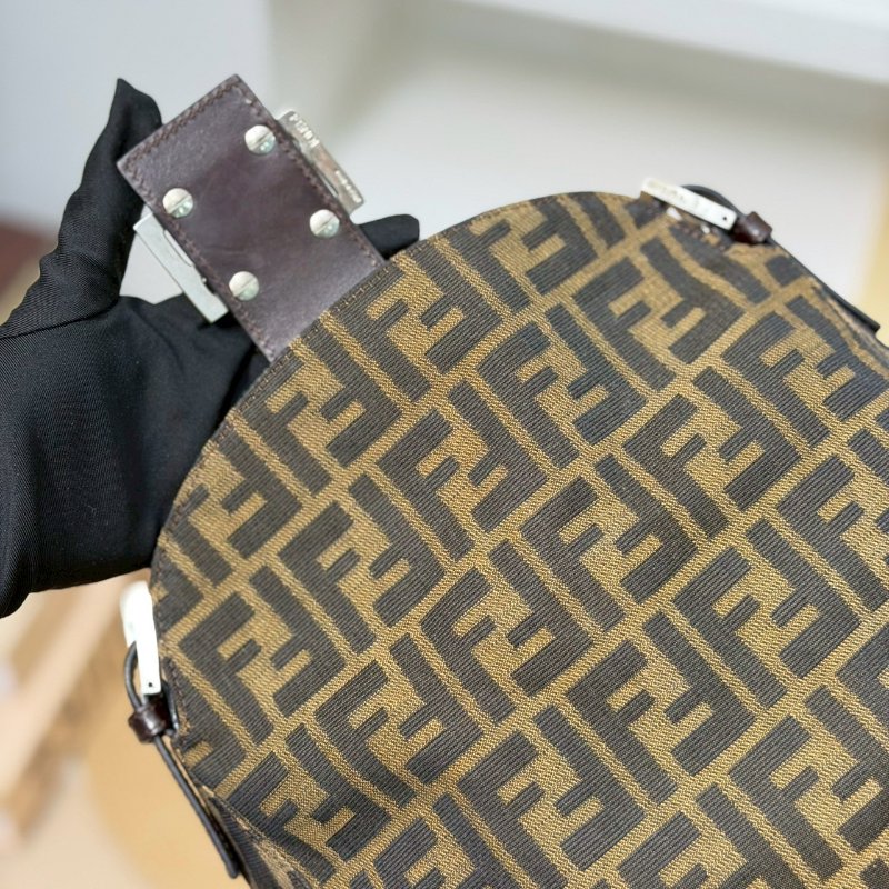 🏷Fendi．Vintage 老花翻蓋小胖丁-13