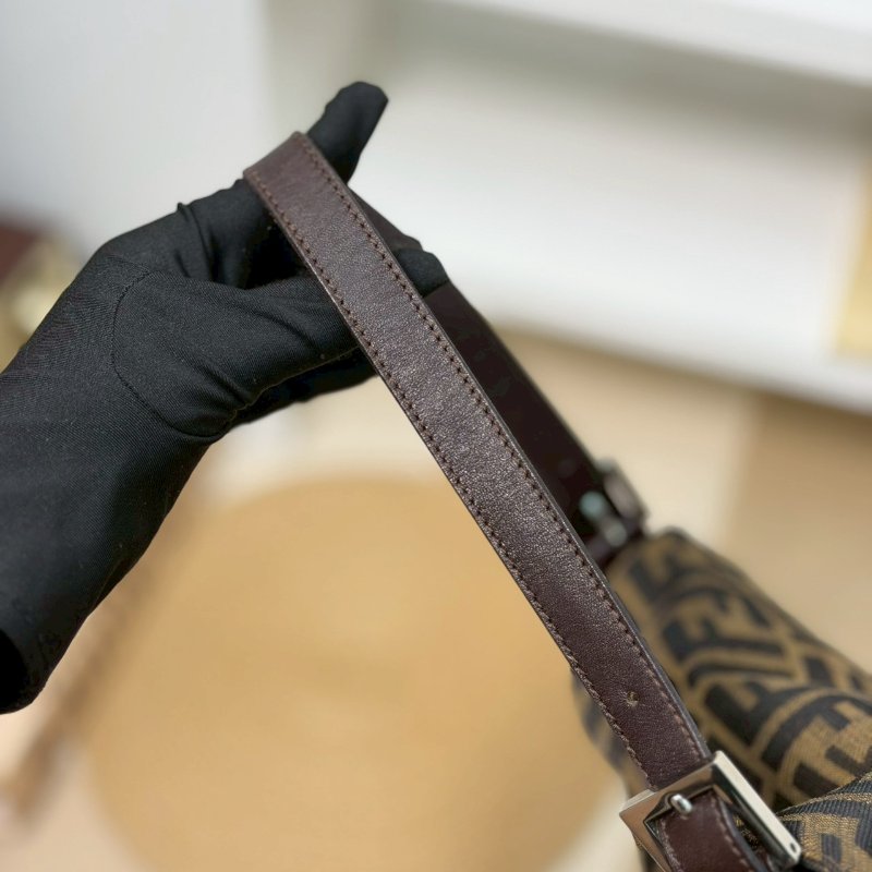 🏷Fendi．Vintage 老花翻蓋小胖丁-22