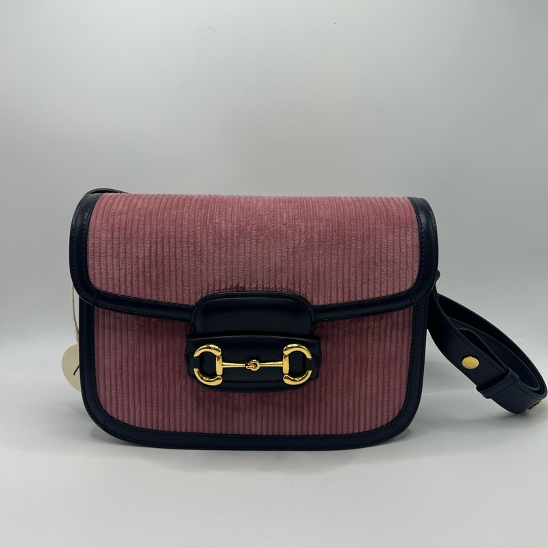 Gucci冰莓粉搭配灯芯绒-5