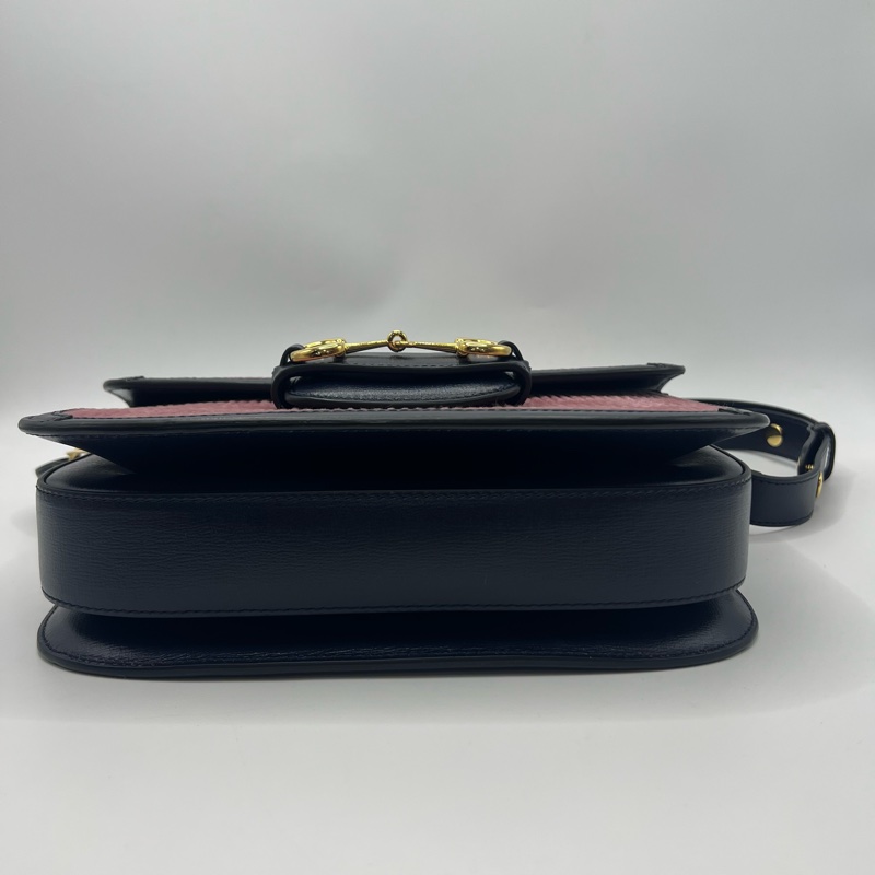 Gucci冰莓粉搭配灯芯绒-7