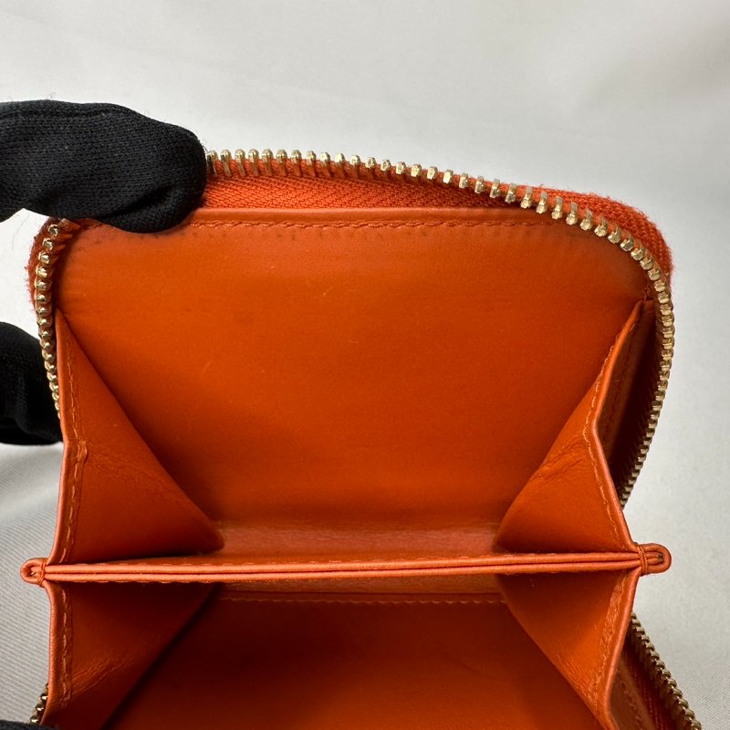 PRADA 橘紅拉鍊零錢卡包-13