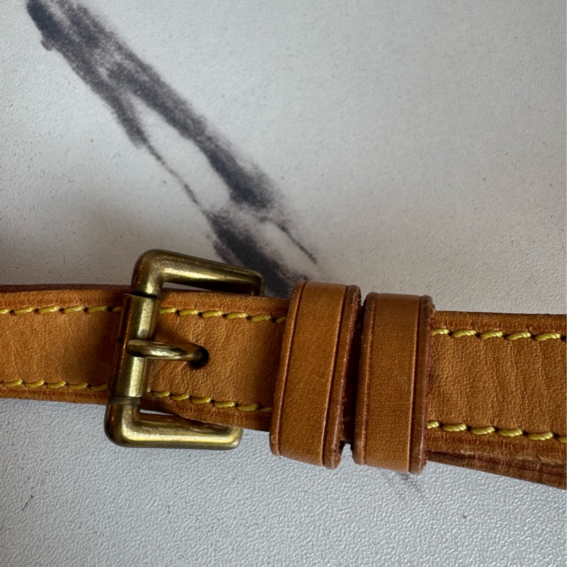 LV花紋法棍包-50