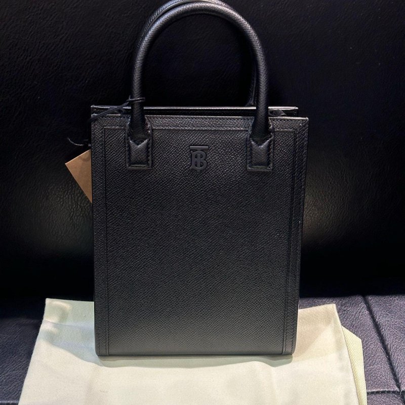 Burberry TB 荔枝 小牛皮 肩背包 義大利製 現貨 原價53900-0