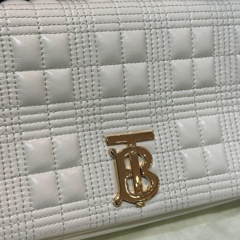 Burberry TB Lola 荔枝羊皮 鏈條 包 義大製 小號 23x6x13 現貨 原價65000-8