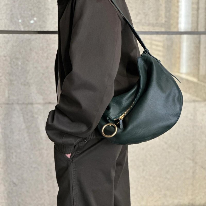 Burberry 中號 Knight 包 現貨 原價99000-4