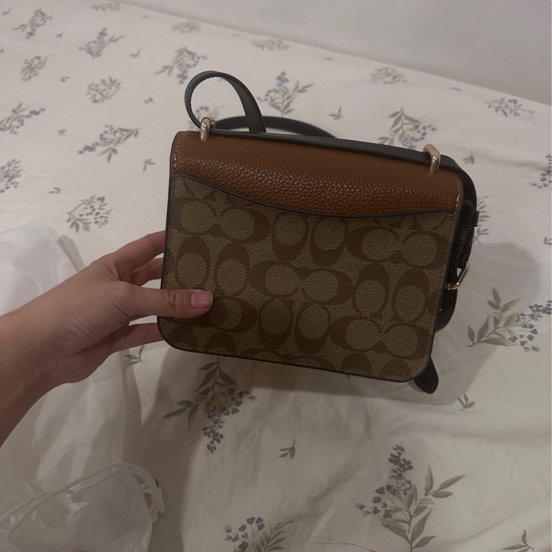 現貨 Coach Morgan 方框馬車 翻蓋 相機包 方包 斜背包 二手 九成新-6