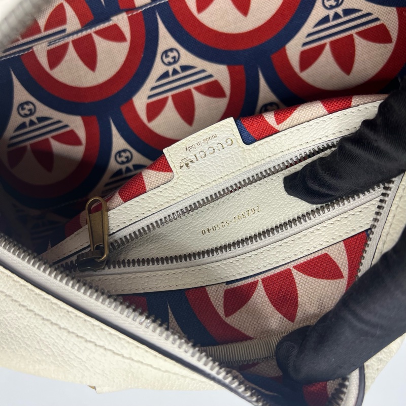 Gucci *adidas联名旅行包-11