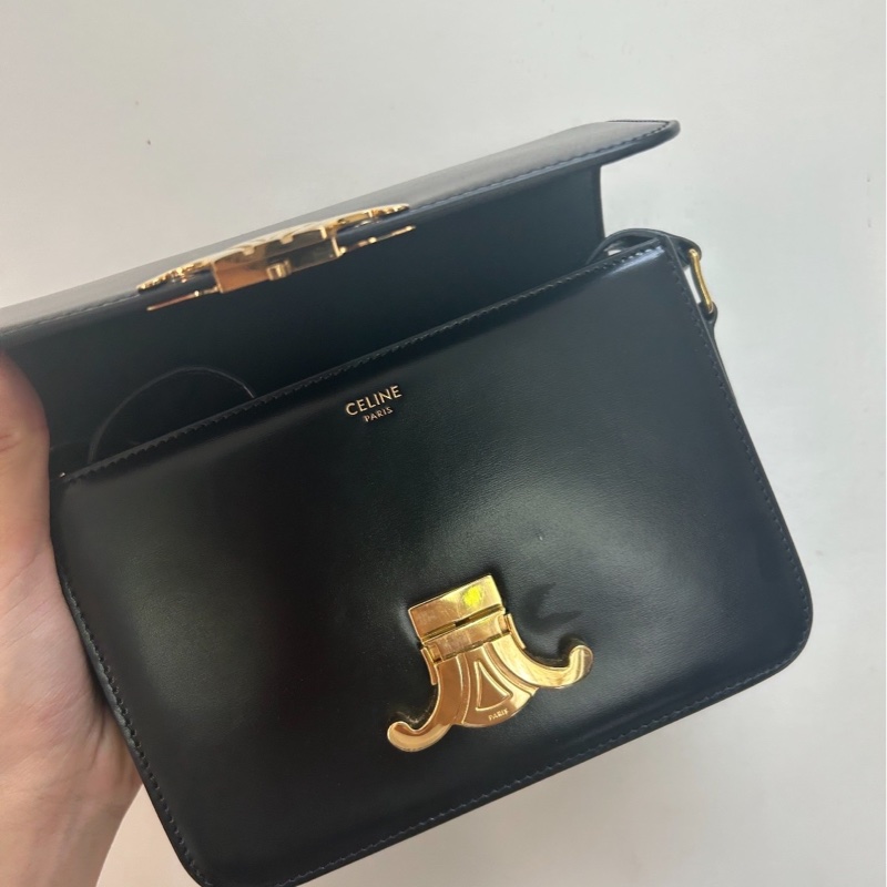 (極新)CELINE TRIOMPHE 經典黑色-1