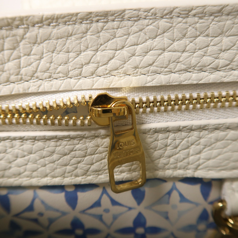 LOUIS VUITTON Taurillon Capucines BB金扣手挽肩背兩用袋-13