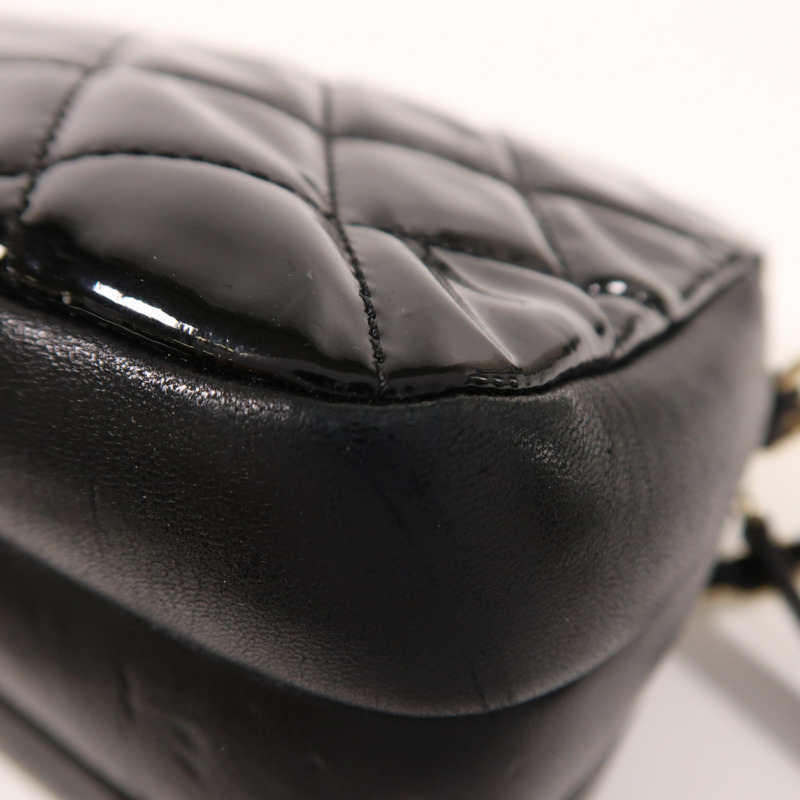 CHANEL 漆皮皮革Chain Shoulder金扣鏈帶肩背袋-14