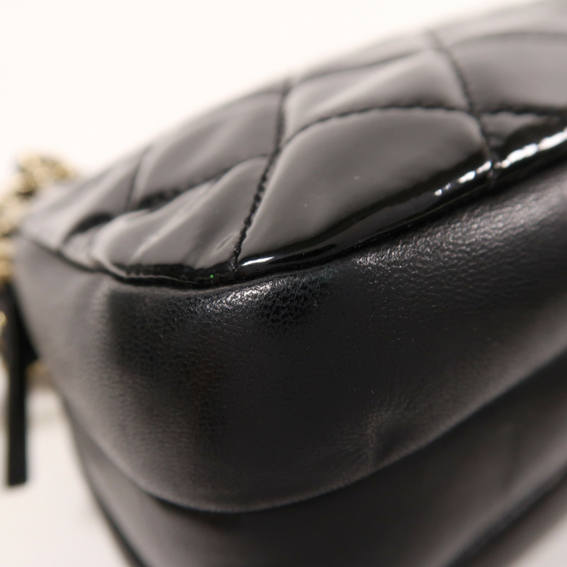 CHANEL 漆皮皮革Chain Shoulder金扣鏈帶肩背袋-15