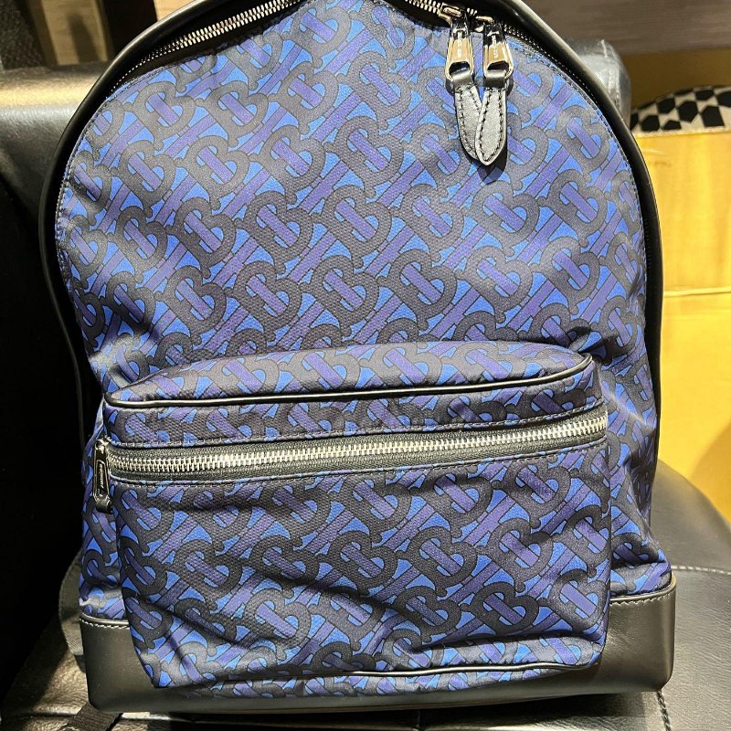 BURBERRY TB 滿版 尼龍 後背包-1