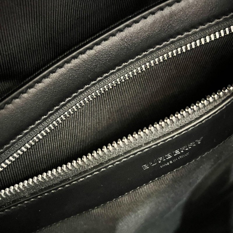 BURBERRY TB 滿版 尼龍 後背包-5