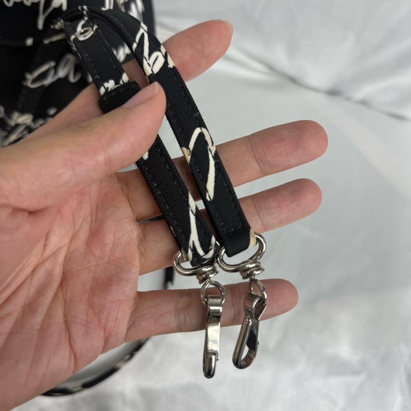 Balenciaga 巴黎世家 滿Logo 小水桶-6