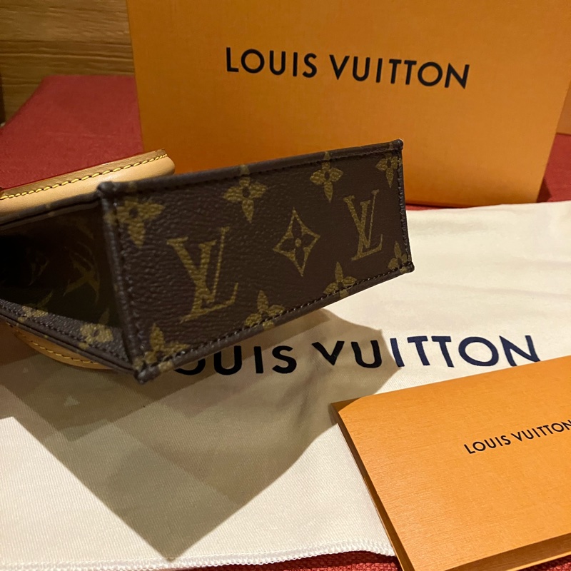 LV mini琴譜包-8