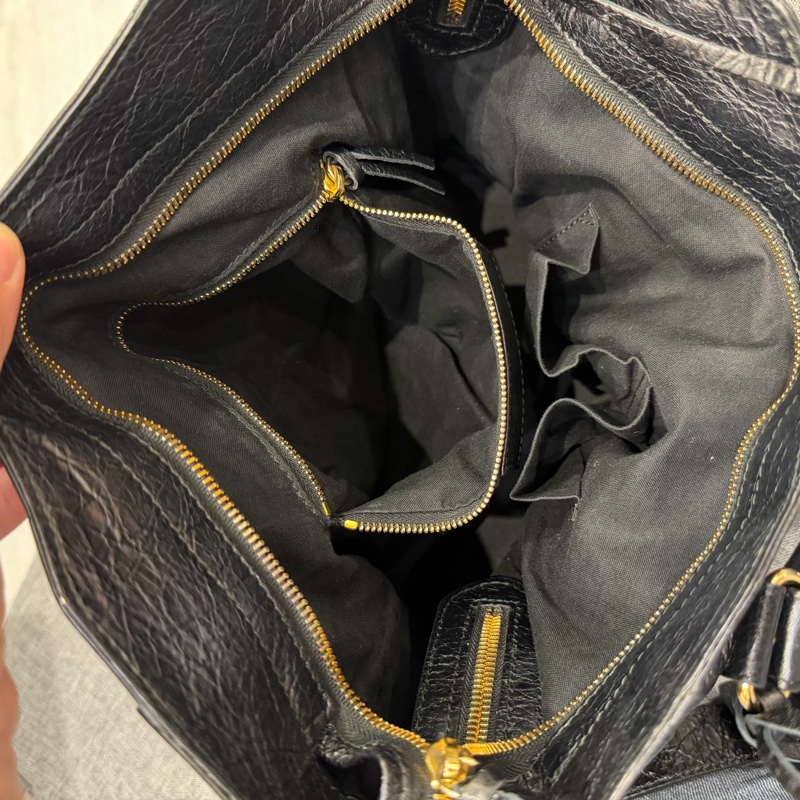 Balenciaga 巴黎世家 Velo 機車包 黑金-8