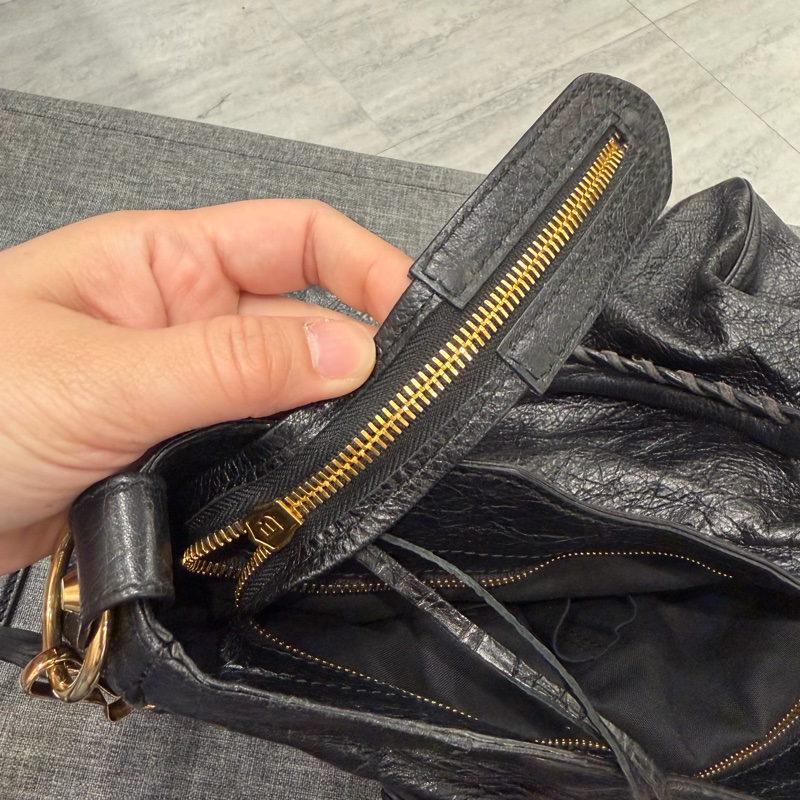 Balenciaga 巴黎世家 Velo 機車包 黑金-24