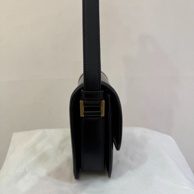 YS黑牛皮金釦Solferino 斜背-2