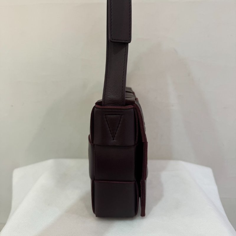 BV 酒紅牛皮CASSETTE 5x3-1