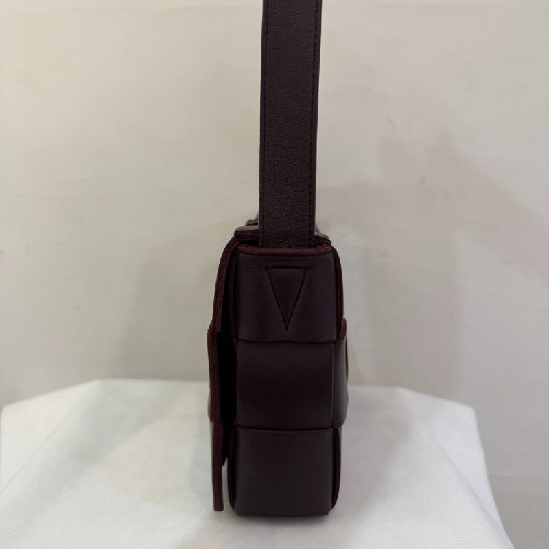 BV 酒紅牛皮CASSETTE 5x3-2