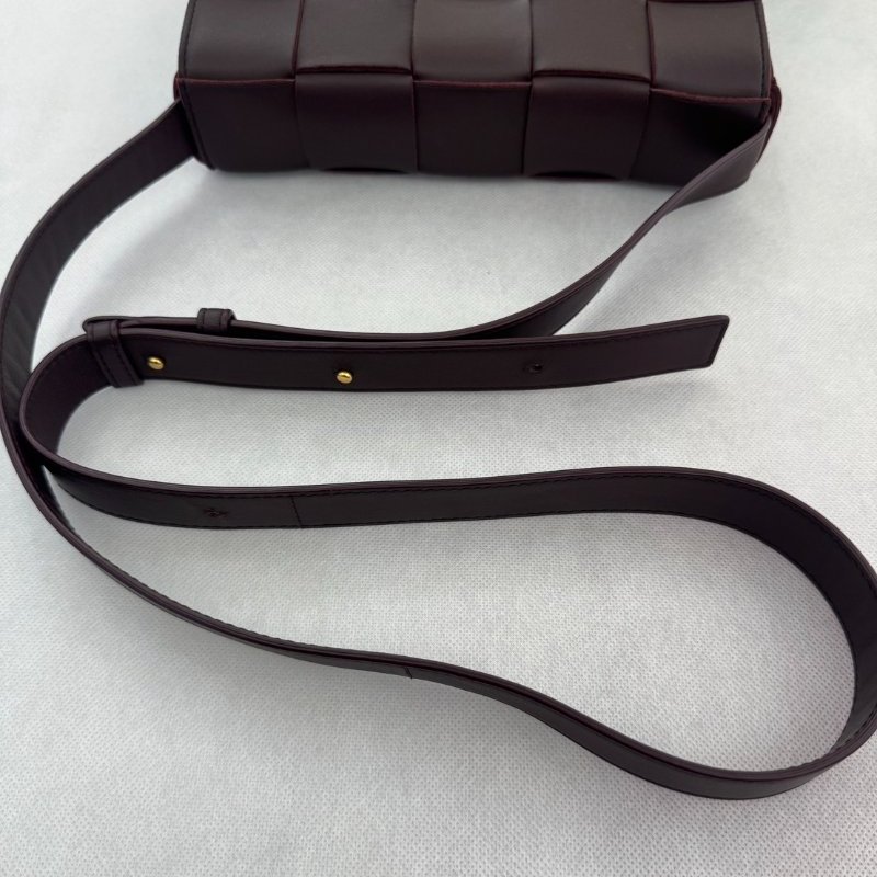 BV 酒紅牛皮CASSETTE 5x3-9