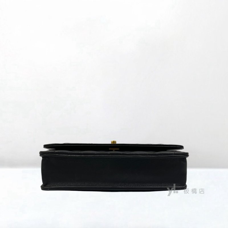 CHANEL黑羊皮金扣山茶花調節扣WOC AP3297-5