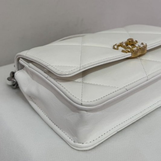 CHANEL白色19WOC-1