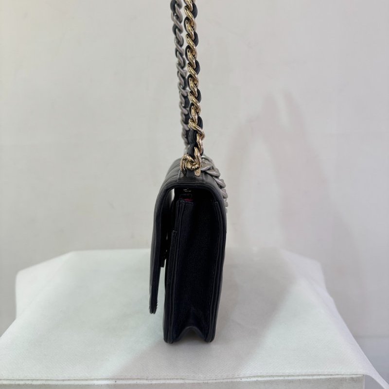 CHANEL 黑19 銀LOGO WOC-2