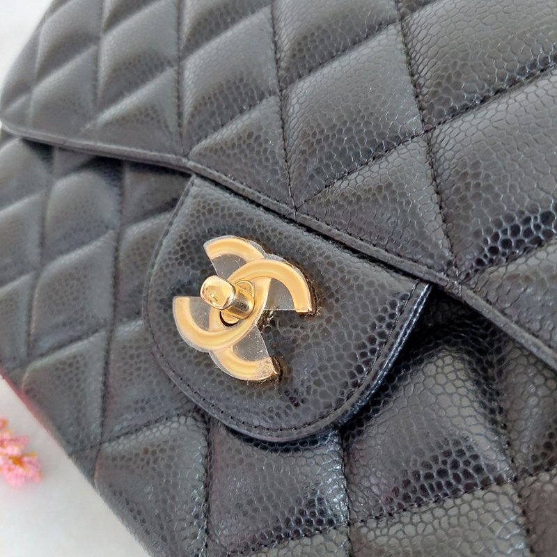 Chanel ðçŸå寊æ ðç¶å
žå£èå
CF 30 ééŠãéé/é»è² èæçŽçç®-32