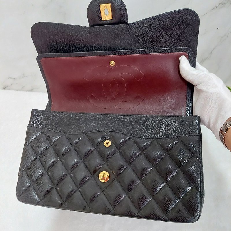 Chanel ðçŸå寊æ ðç¶å
žå£èå
CF 30 ééŠãéé/é»è² èæçŽçç®-38