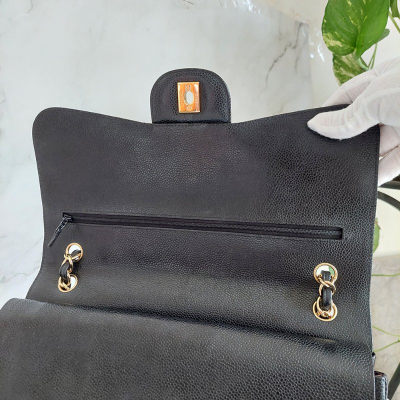 Chanel ðçŸå寊æ ðç¶å
žå£èå
CF 30 ééŠãéé/é»è² èæçŽçç®-79