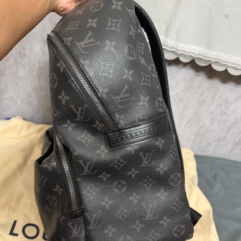 Lv黑花後背包(M43186)-3