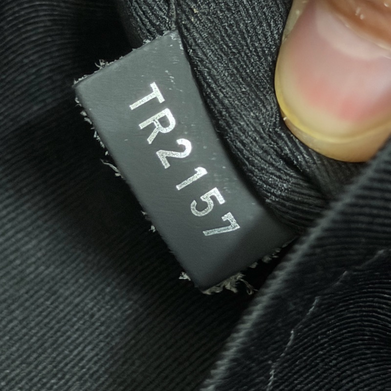 Lv黑花後背包(M43186)-15