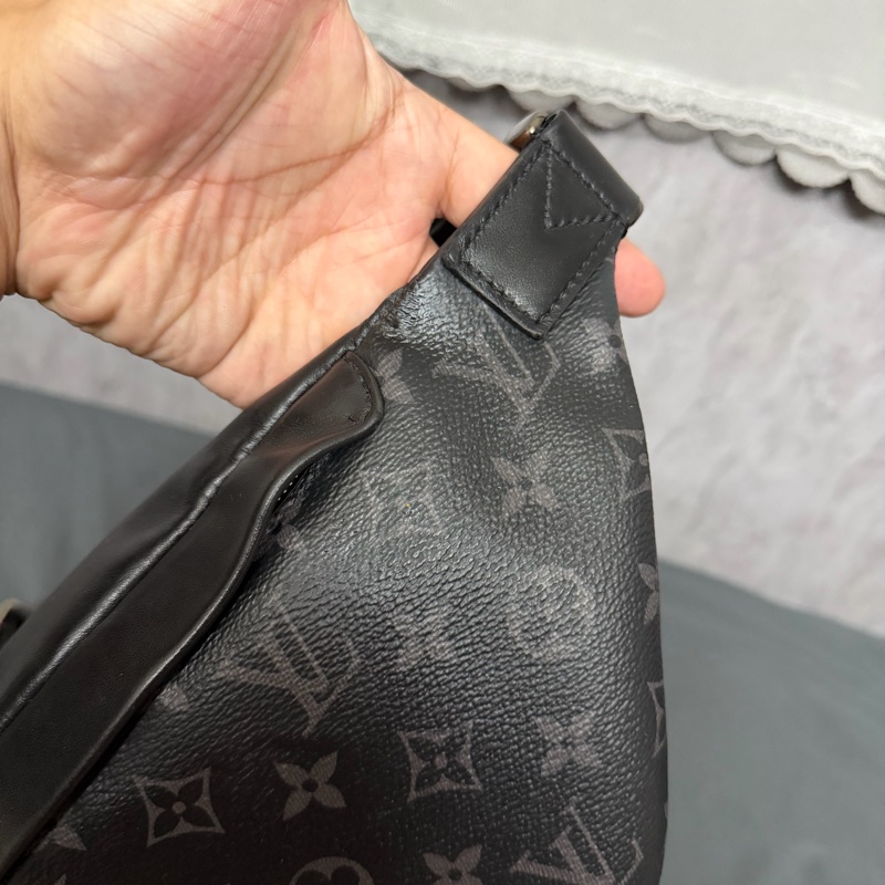 Lv黑花腰包-3