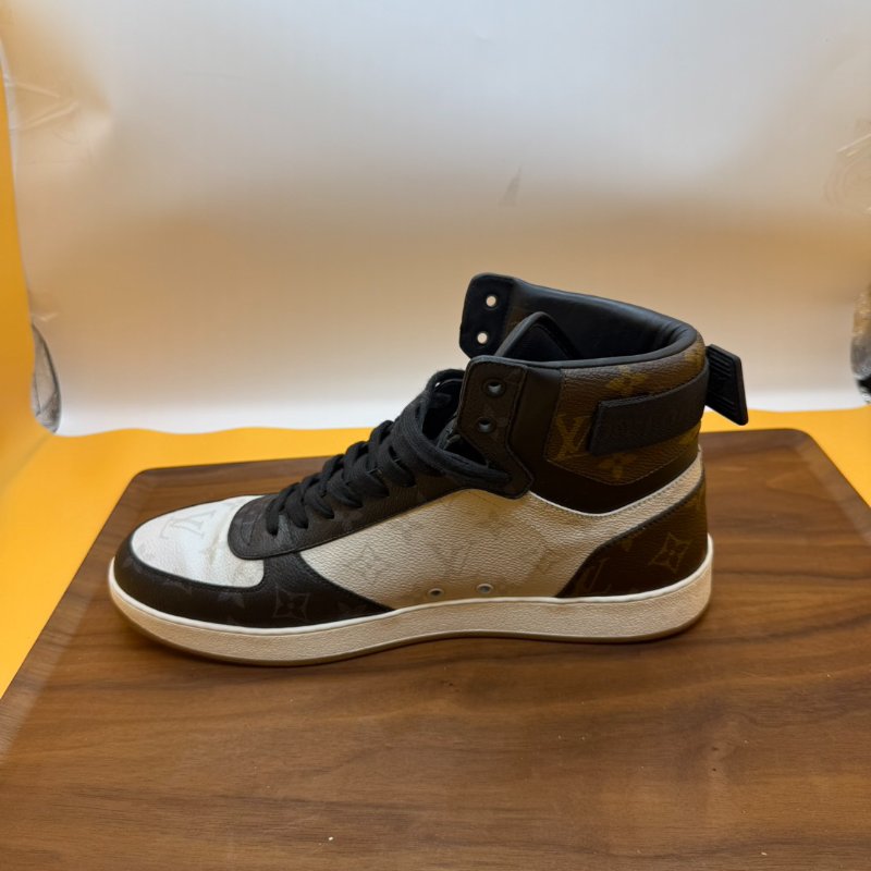 LV Rivoli 經典 高筒 運動鞋 球鞋 老花  咖啡 尺寸9.5-5