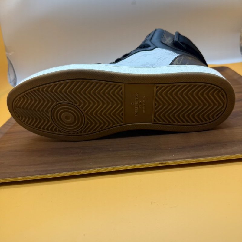 LV Rivoli 經典 高筒 運動鞋 球鞋 老花  咖啡 尺寸9.5-9