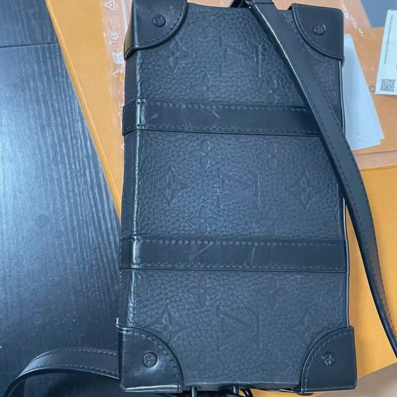 LV SOFT TRUNK WALLET WITH STRAP-27