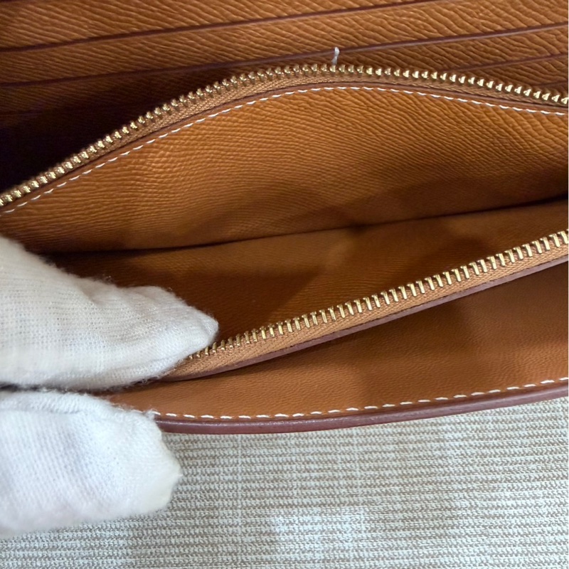 愛馬仕 Hermes 康康 Constance Long To Go WOC 金棕金釦U刻 epsom皮-25