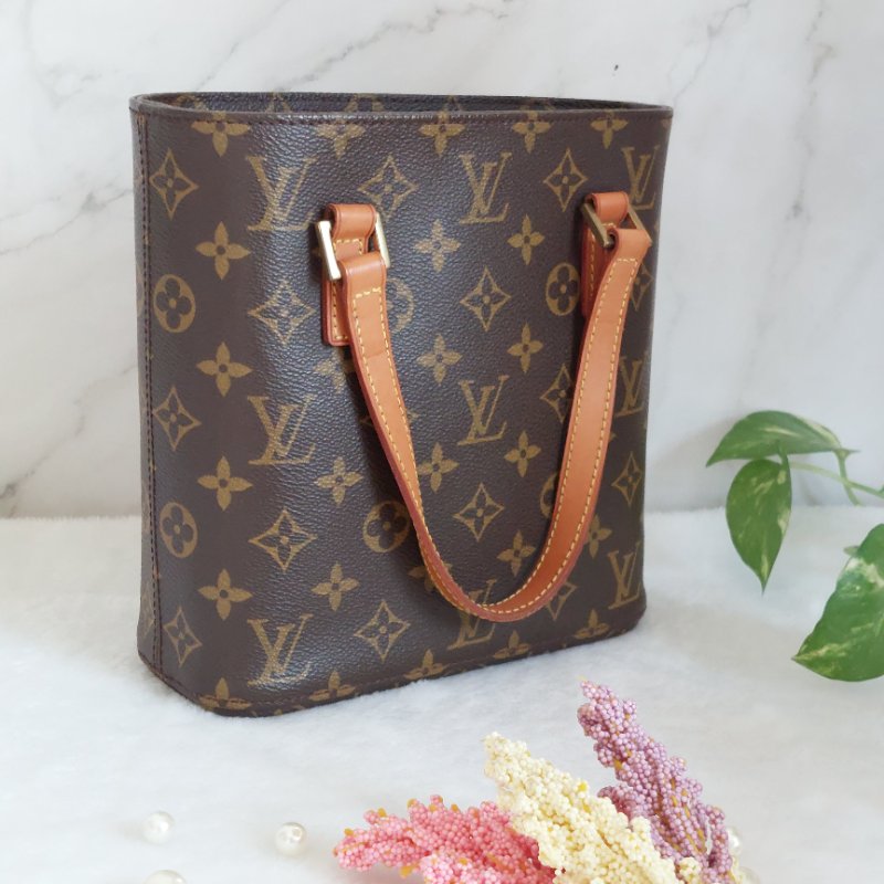 LV Vivian 薇薇安🎀實品拍照 🎀M51172 小號 菜籃子 vintage 手提包 單肩包 ~二手包-26