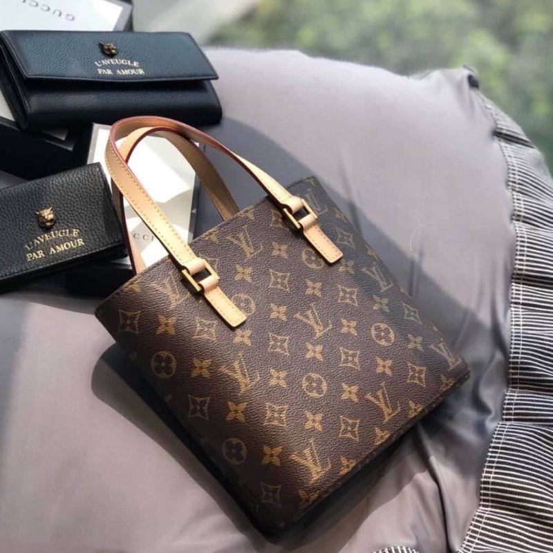 LV Vivian 薇薇安🎀實品拍照 🎀M51172 小號 菜籃子 vintage 手提包 單肩包 ~二手包-29