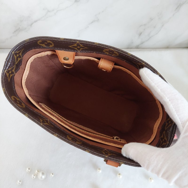 LV Vivian 薇薇安🎀實品拍照 🎀M51172 小號 菜籃子 vintage 手提包 單肩包 ~二手包-38