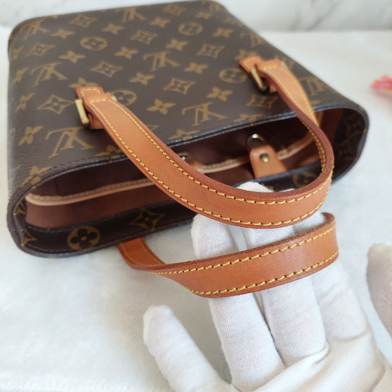 LV Vivian 薇薇安🎀實品拍照 🎀M51172 小號 菜籃子 vintage 手提包 單肩包 ~二手包-48