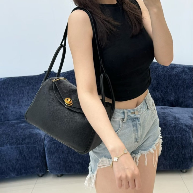 HERMES 愛馬仕Lindy26 黑金 金剛色 D刻-2