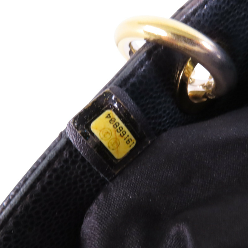 CHANEL 牛皮皮革GST金扣鏈帶肩背袋-6